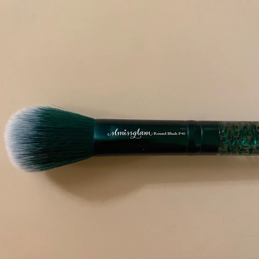 “SLMISSGLAM” P40 Round Blusher Brush